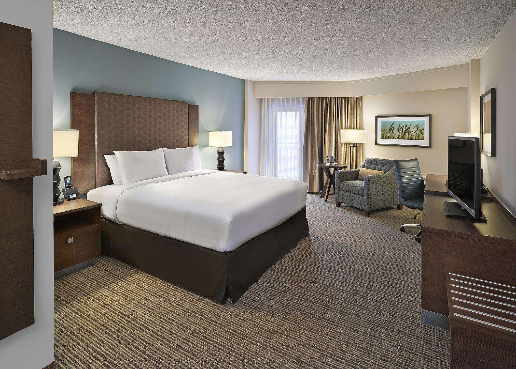 Doubletree By Hilton Hotel & Conference Centre Regina Buitenkant foto