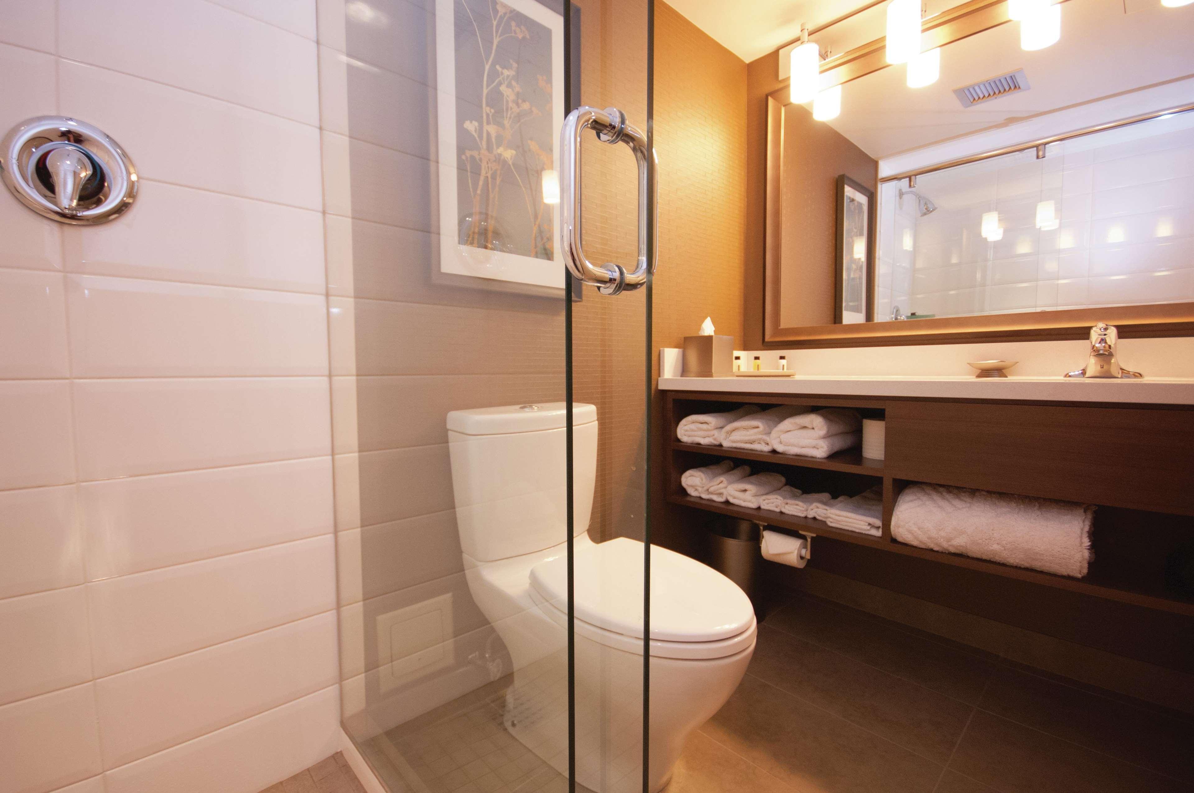 Doubletree By Hilton Hotel & Conference Centre Regina Buitenkant foto