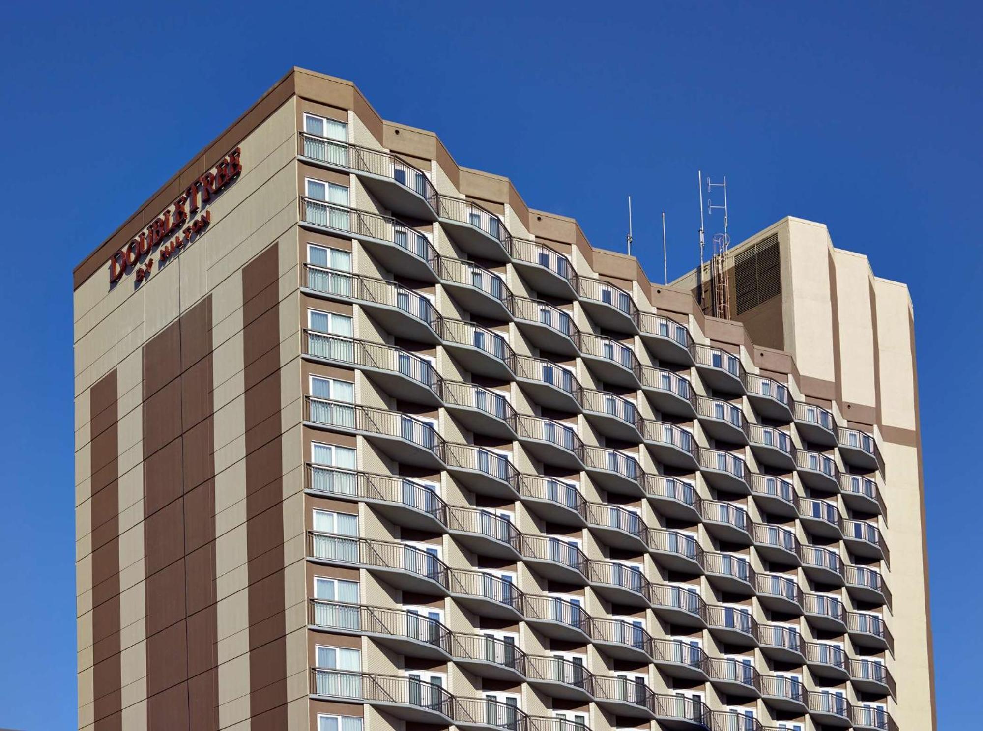 Doubletree By Hilton Hotel & Conference Centre Regina Buitenkant foto